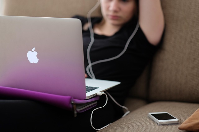 obal macbook